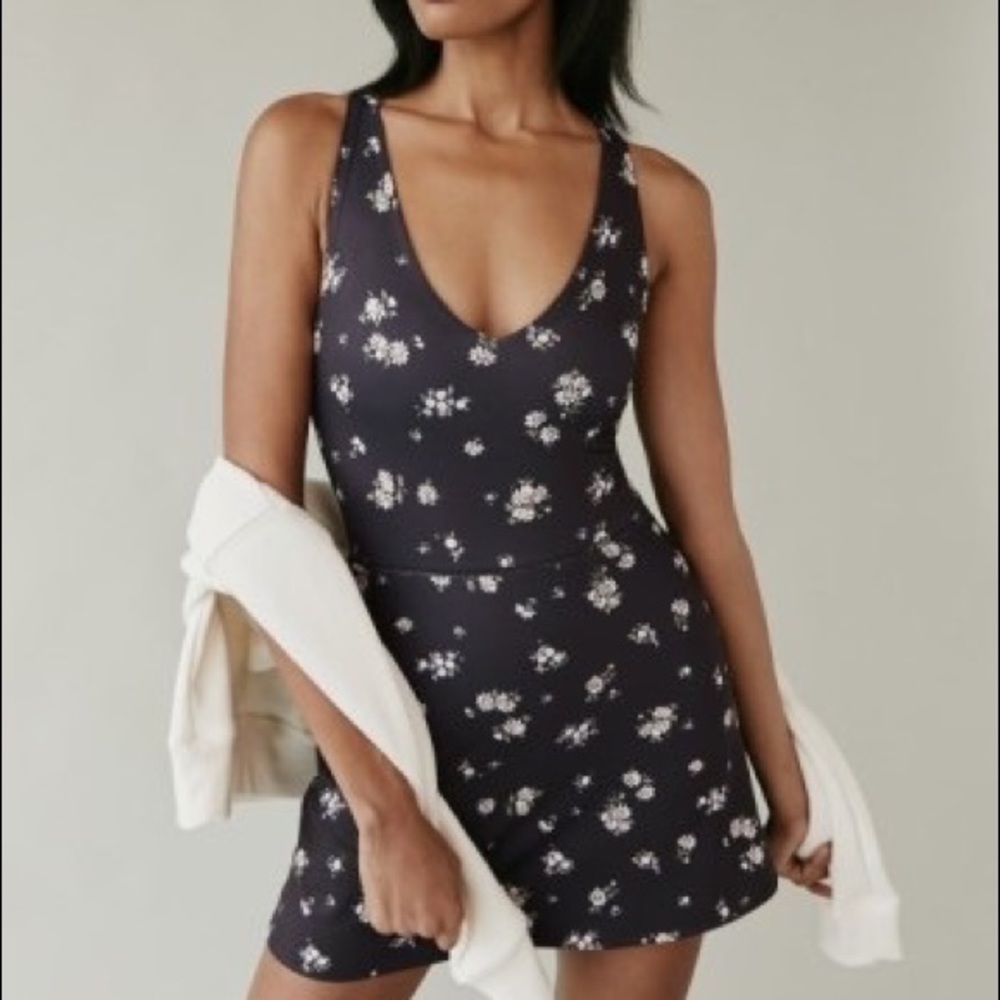 Reformation Bella Ecomove Active Dress - floral print
